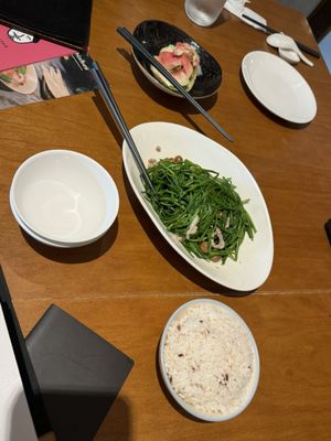Fujin Tree Taiwanese Cuisine & Champagne (Songshan) by null