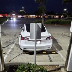 Tesla Supercharger - lights on when not in use