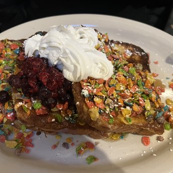 Flo - Fruity Pebbles French Toast - Breakfast & Brunch Near Me - Chicago, Illinois