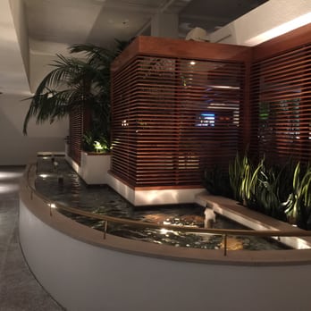 Hillstone Restaurant - Incredible job for the exterior of the restaurant - New American Near Me - Bal Harbour, Florida