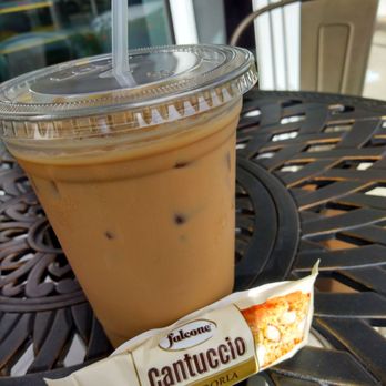 La Bottega Caffe - Post run java - Coffee & Tea Near Me - Fort Lauderdale, Florida