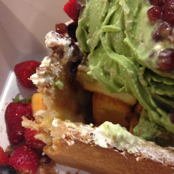 Cafe LaTTea - inside of the brick toast - mini cubes - Cafes Near Me - Cupertino, California