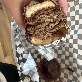 The Butcher Boss - Tri-tip sandwich - Barbeque Near Me - Madera, California The Butcher Boss - Tri-tip sandwich - Barbeque Near Me - Madera, California