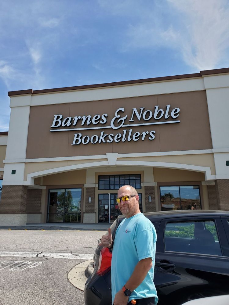 Barnes And Noble High Point North Carolina BARNES & NOBLE BOOKSELLERS - Updated May 2025 - 22 Photos & 39 Reviews