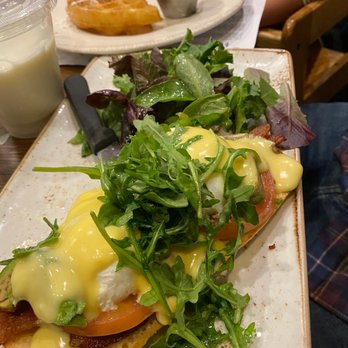First Watch - BLT Benedict and waffle - Breakfast & Brunch Near Me - N. Kansas City, Missouri