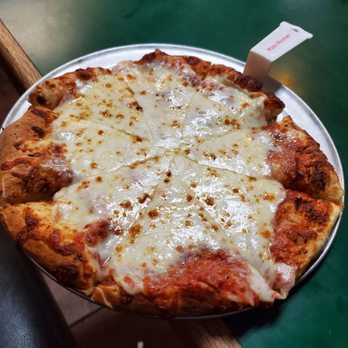 Pizza Factory - Pizza Near Me - Oakhurst, California