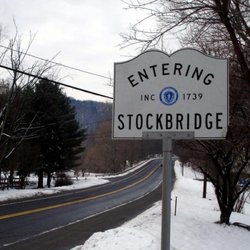 Stockbridge Library Assn - Entering Stockbridge from Lee.