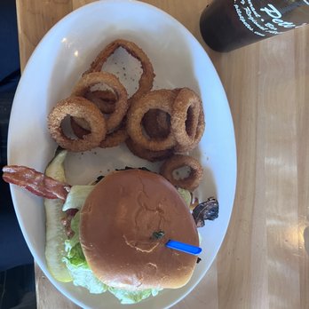 Pilot Pete's - Lots of Bacon Burger - American Near Me - Schaumburg, Illinois