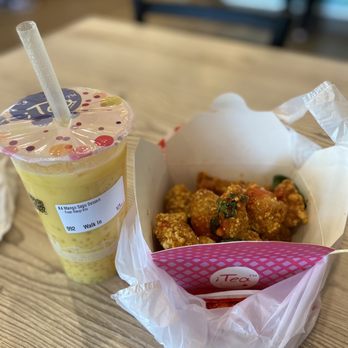 i-Tea - a takeout box of food and a drink on a table - Bubble Tea Near Me - San Jose, California i-Tea - a takeout box of food and a drink on a table - Bubble Tea Near Me - San Jose, California