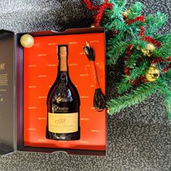 Oak Forest Tobacco & Liquor - Gift sets