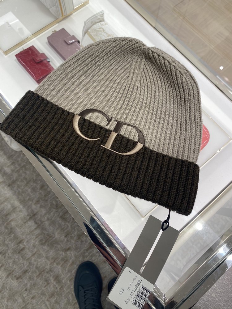 Christian Dior Logo