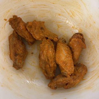 Buffalo Wild Wings - Re-tossed wings - Chicken Wings Near Me - Powell, Ohio Buffalo Wild Wings - Re-tossed wings - Chicken Wings Near Me - Powell, Ohio