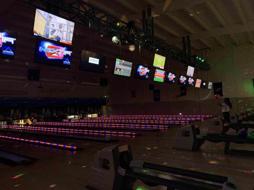 SPIN ALLEY 20 Photos & 76 Reviews Bowling 1430 NW Richmond Beach