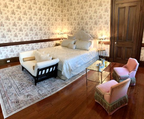 The Lanaux Mansion by null