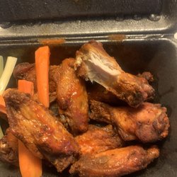Anna's Pizza Restaurant - Buffalo Wings (10 pcs)