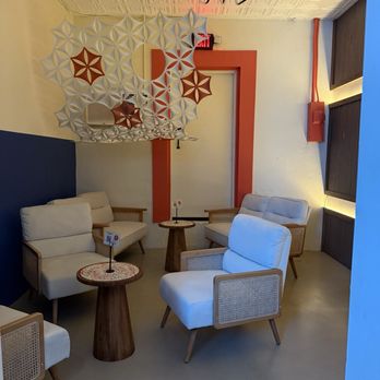 El Chunky - Lounge - Hot Dogs Near Me - San Antonio, Texas