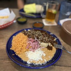 La Casa Del Cocinero - Chicken Mole