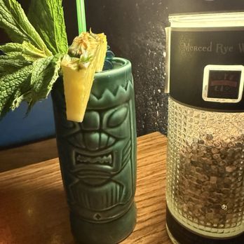 Pele Utu - Tiki Bars Near Me - Reno, Nevada