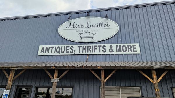 Miss Lucille's Marketplace by null