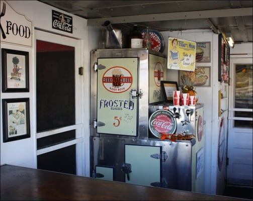 Pick's Drive-In by null