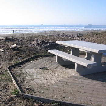 Endert's Beach - Picnic tables on wooden walks/platforms at Endert's Beach. - Hiking Near Me - Crescent City, California