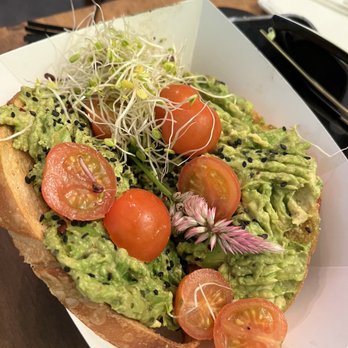 Aa Roots Maui - Avocado toast - Vegan Near Me - Lahaina, Hawaii Aa Roots Maui - Avocado toast - Vegan Near Me - Lahaina, Hawaii