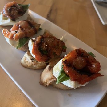 Sara The Wine Bar - Bruschetta - Wine Bars Near Me - Culver City, California Sara The Wine Bar - Bruschetta - Wine Bars Near Me - Culver City, California