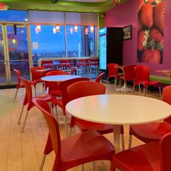 Yolickity Frozen Dessert Zone - Webster