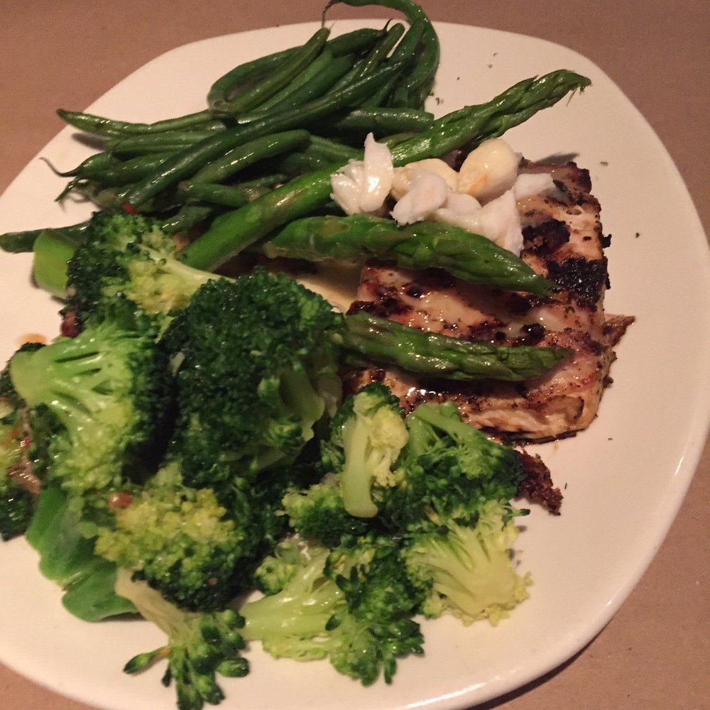 Bonefish Grill - Mahi special with lots of green veggies - Seafood Near Me - Gainesville, Florida Bonefish Grill - Mahi special with lots of green veggies - Seafood Near Me - Gainesville, Florida