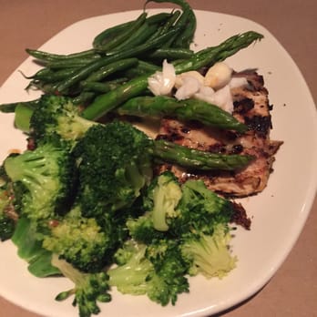 Bonefish Grill - Mahi special with lots of green veggies - Seafood Near Me - Gainesville, Florida Bonefish Grill - Mahi special with lots of green veggies - Seafood Near Me - Gainesville, Florida