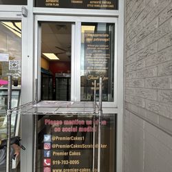 Premier Cakes - Order window