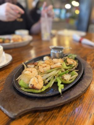 Huey Luey's Mexican Kitchen & Margarita Bar by null