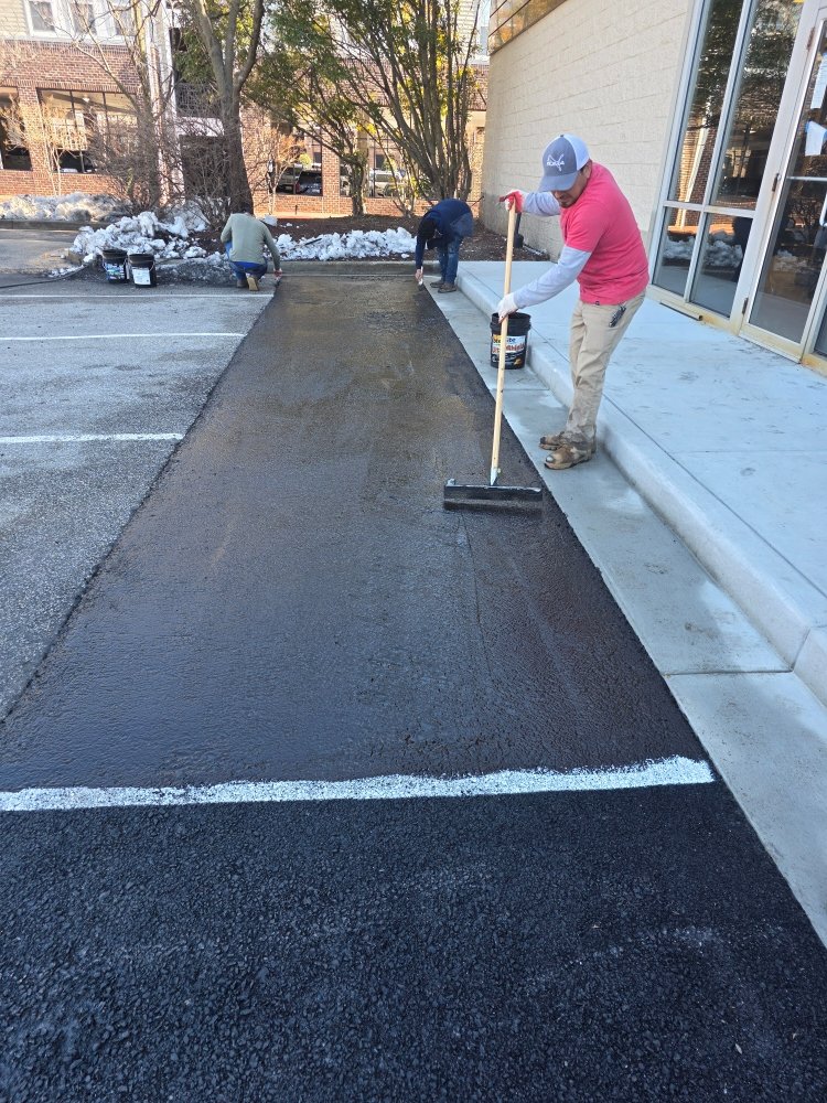 Enriquez Landscaping - tree service in Glen Burnie, MD