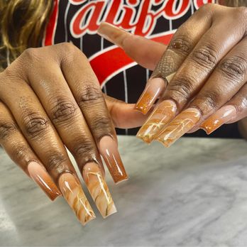 Lovely Nails - Nail Salons Near Me - Vicksburg, Mississippi