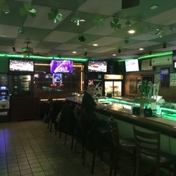 FLASHBACKS - A shot of the bar with everyone out of the camera's view (except my buddy).