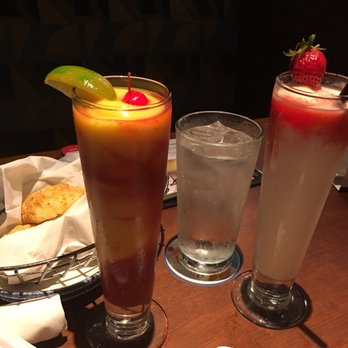 Red Lobster - Berry Daquiry and Sunset Passion Colada - Seafood Near Me - San Antonio, Texas Red Lobster - Berry Daquiry and Sunset Passion Colada - Seafood Near Me - San Antonio, Texas