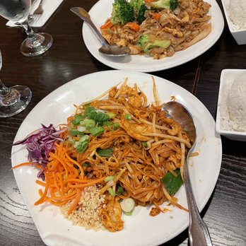 Blue Elephant - Pad Thai - Thai Near Me - Bakersfield, California