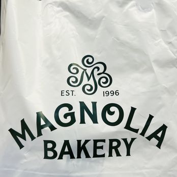 Magnolia Bakery - Moynihan Train Hall - Bakeries Near Me - New York, New York