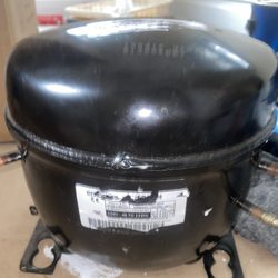 Appliance Warehouse - Look at what was in a NEW fridge that was sold to me. old salvage compressor that had "no relay"