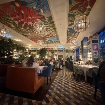 The Ivy - Inside the restaurant dining room - Breakfast & Brunch Near Me - Dublin, D The Ivy - Inside the restaurant dining room - Breakfast & Brunch Near Me - Dublin, D