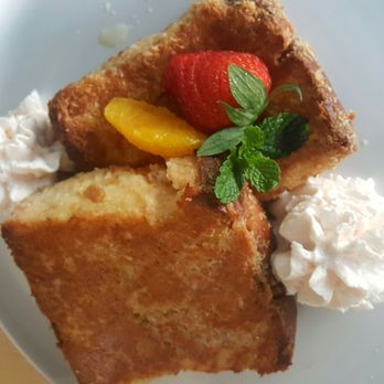 Over Easy - Custard French Toast - Breakfast & Brunch Near Me - Kailua, Hawaii