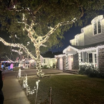 SLEEPY HOLLOW CHRISTMAS LIGHTS - Updated January 2026 - 1292 Photos