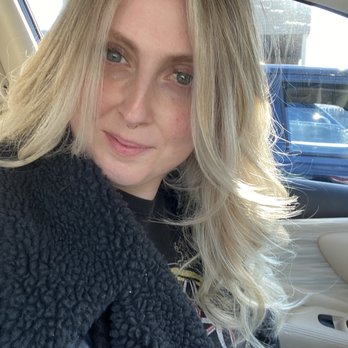 Salon Di Panache - Full Highlight By Shana - Hair Salons Near Me - Newton, New Jersey Salon Di Panache - Full Highlight By Shana - Hair Salons Near Me - Newton, New Jersey