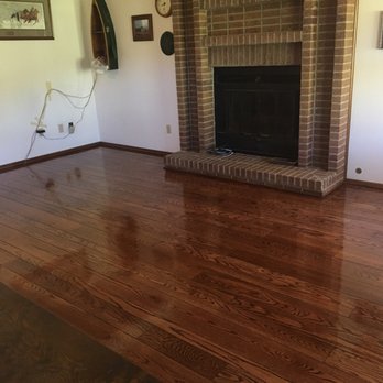 Roberts Floor Coverings - a hardwood floor in a living room - Flooring Near Me - Denver, Colorado Roberts Floor Coverings - a hardwood floor in a living room - Flooring Near Me - Denver, Colorado