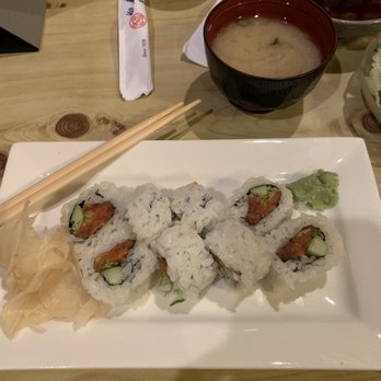 Yanagi Sushi - Spicy tuna roll - Japanese Near Me - Honolulu, Hawaii Yanagi Sushi - Spicy tuna roll - Japanese Near Me - Honolulu, Hawaii