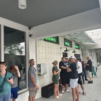 Peppi’s Pizza - Pizza Near Me - Miami, Florida