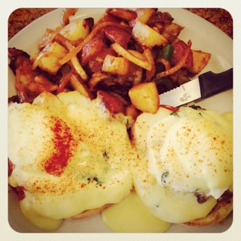 Bill's Cafe - #sundaybrunch #capresebenedict #posthike - American Near Me - San Jose, California