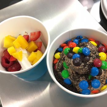 Brain Freeze - a bowl of fruit and a bowl of candy - Ice Cream & Frozen Yogurt Near Me - Harlingen, Texas