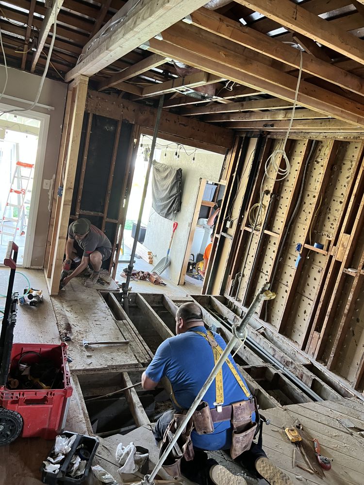 Slide of Sapphire Builders