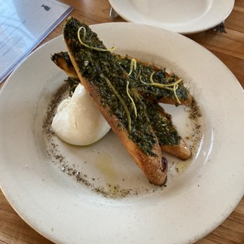 Naked Dog - Bruschetta Pesto e Burrata - Italian Near Me - Brooklyn, New York Naked Dog - Bruschetta Pesto e Burrata - Italian Near Me - Brooklyn, New York